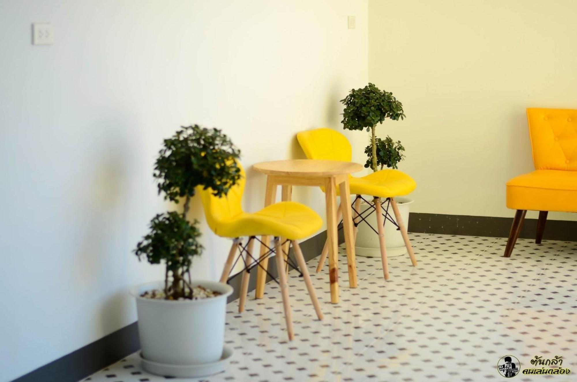 แอ่ว-ดีld Hotel&Residences Ngao Esterno foto